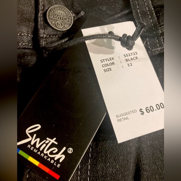 NWT Bundle! Switch Remarkable Limited Edition Sweatshirt, Shorts, and T-Shirt! - Picture 13 of 16